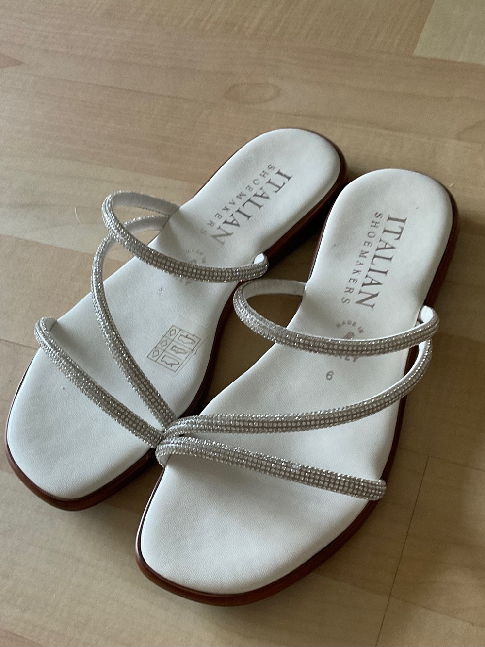 Italian Shoemakers White Slide Sandals with Sparkling Silver Straps Size 6